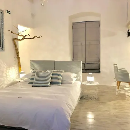 Guest house Casa Melenia Hydra 3*