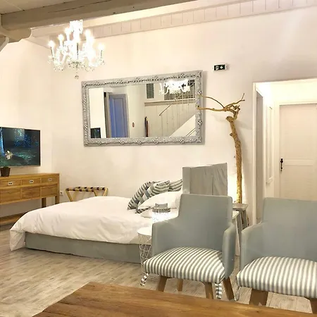 Casa Melenia Hydra 3*